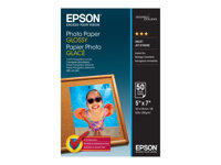 Epson - Kiiltävä - 127 x 178 mm - 200 g/m² - 50 arkki (arkit) valokuvapaperi malleihin EcoTank ET-2750, 2751, 2756, 2850, 2851, 2856, 4750, 4850; Expression Home HD XP-15000 C13S042545